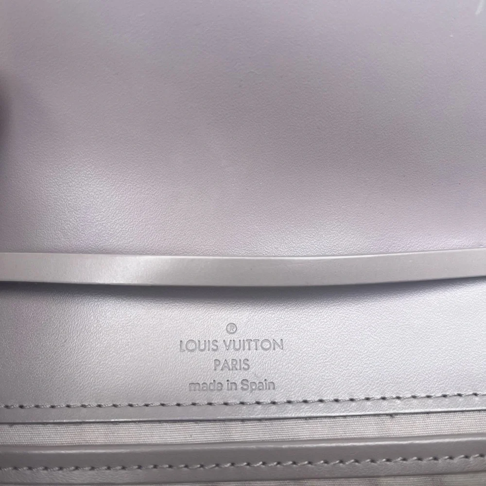 Lovely lavender LV leather bag - Picture 5 of 13